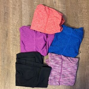 Under Armour Lot of 5 Athletic Built in Bra Keyhole Back tank tops size S-M